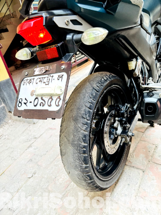 Yamaha FZSV3